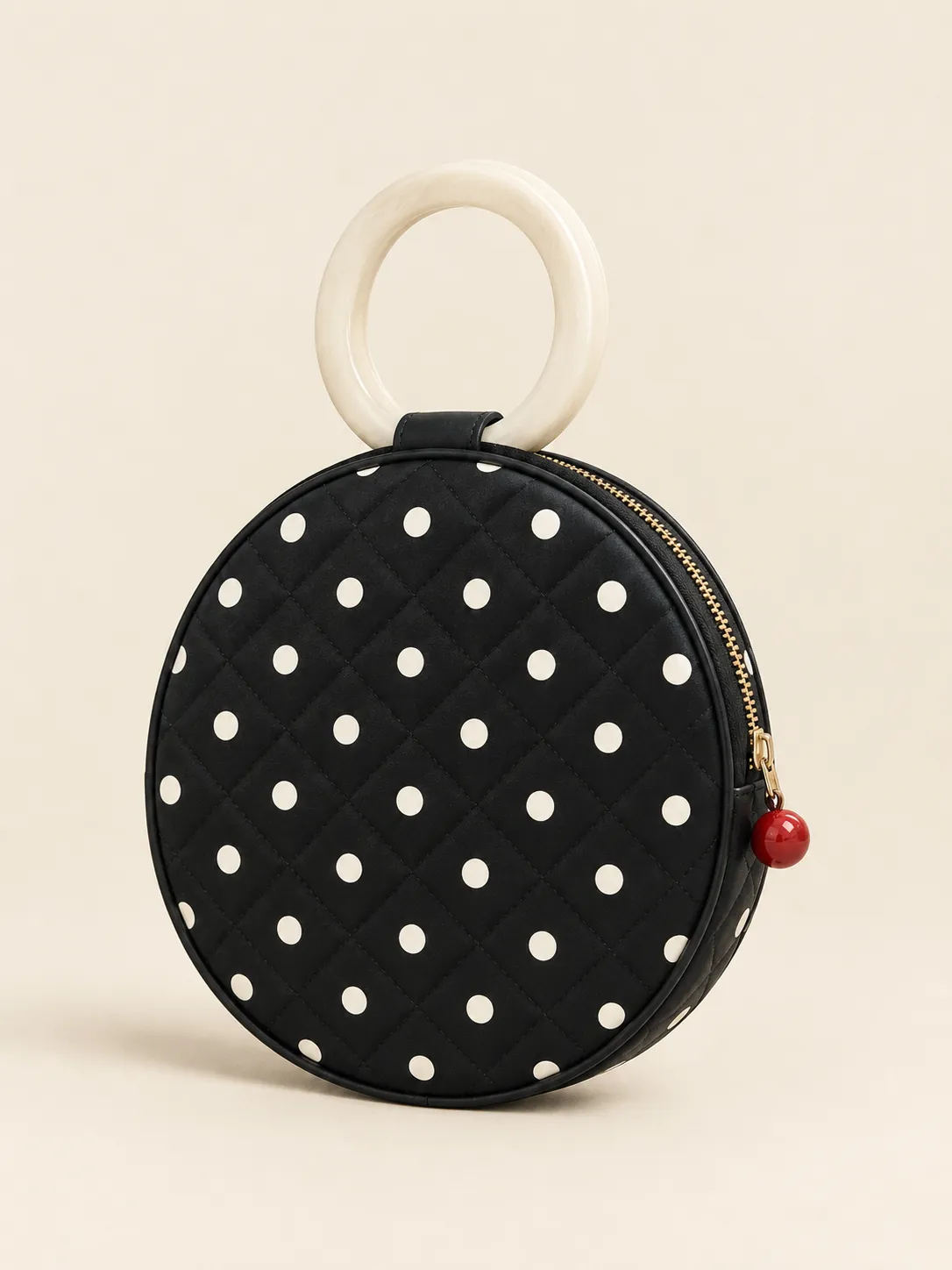 Circle Ring Bag, from the side