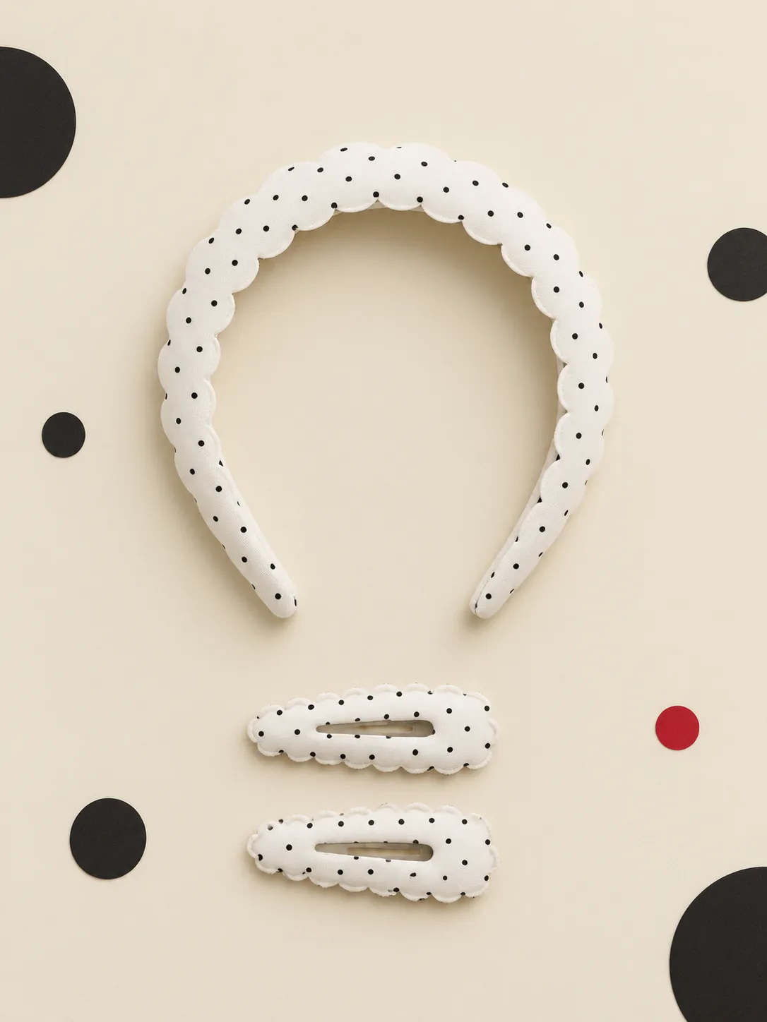 Scallop Headband & Clip Set, on its own
